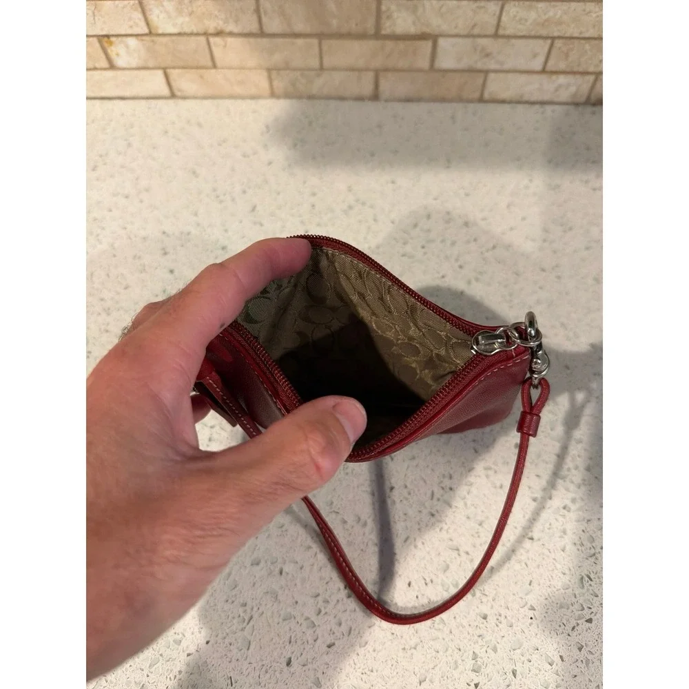 Vintage‎ red coach wristlet